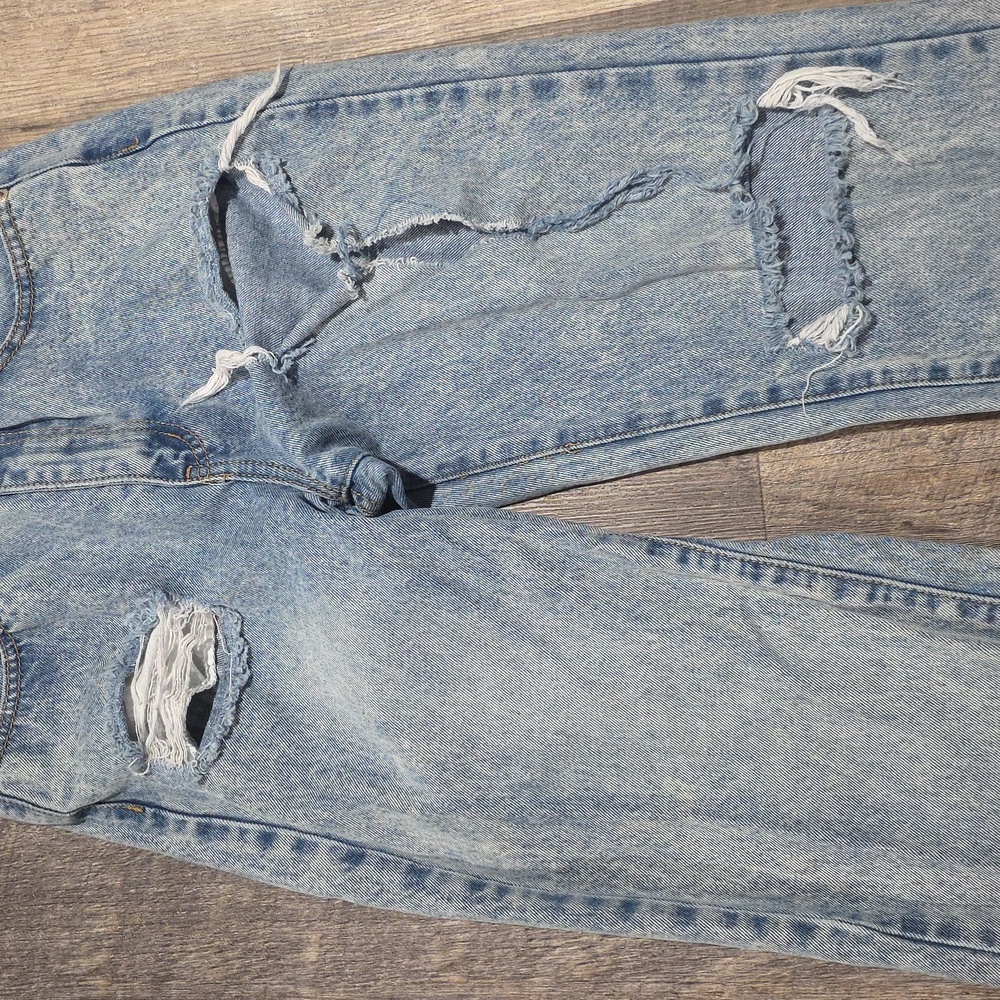Nasty Gal Mom Jeans Women's Size 8 Distressed Slit Ankle Light Wash Relaxed - Picture 7 of 10